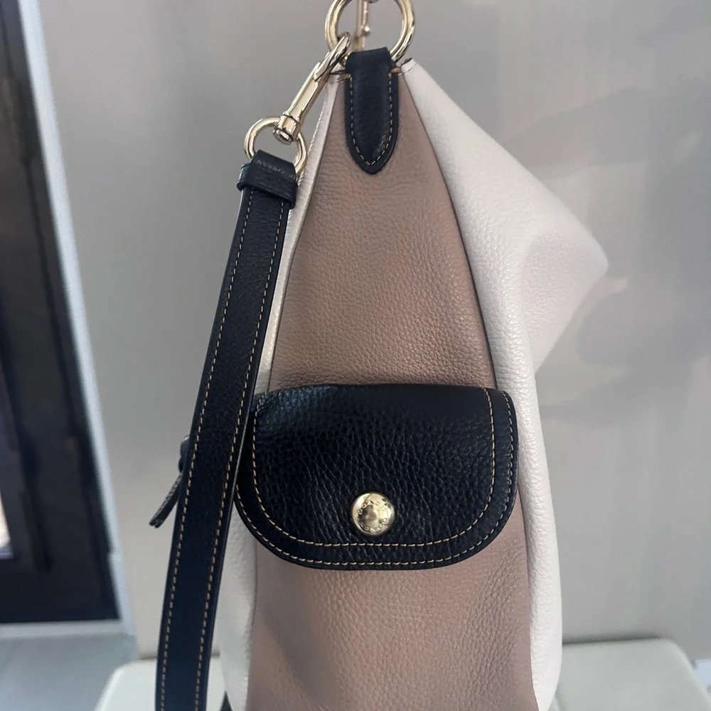 Coach Black, Cream, and Tan Shoulder Bag - Picture 4 of 4